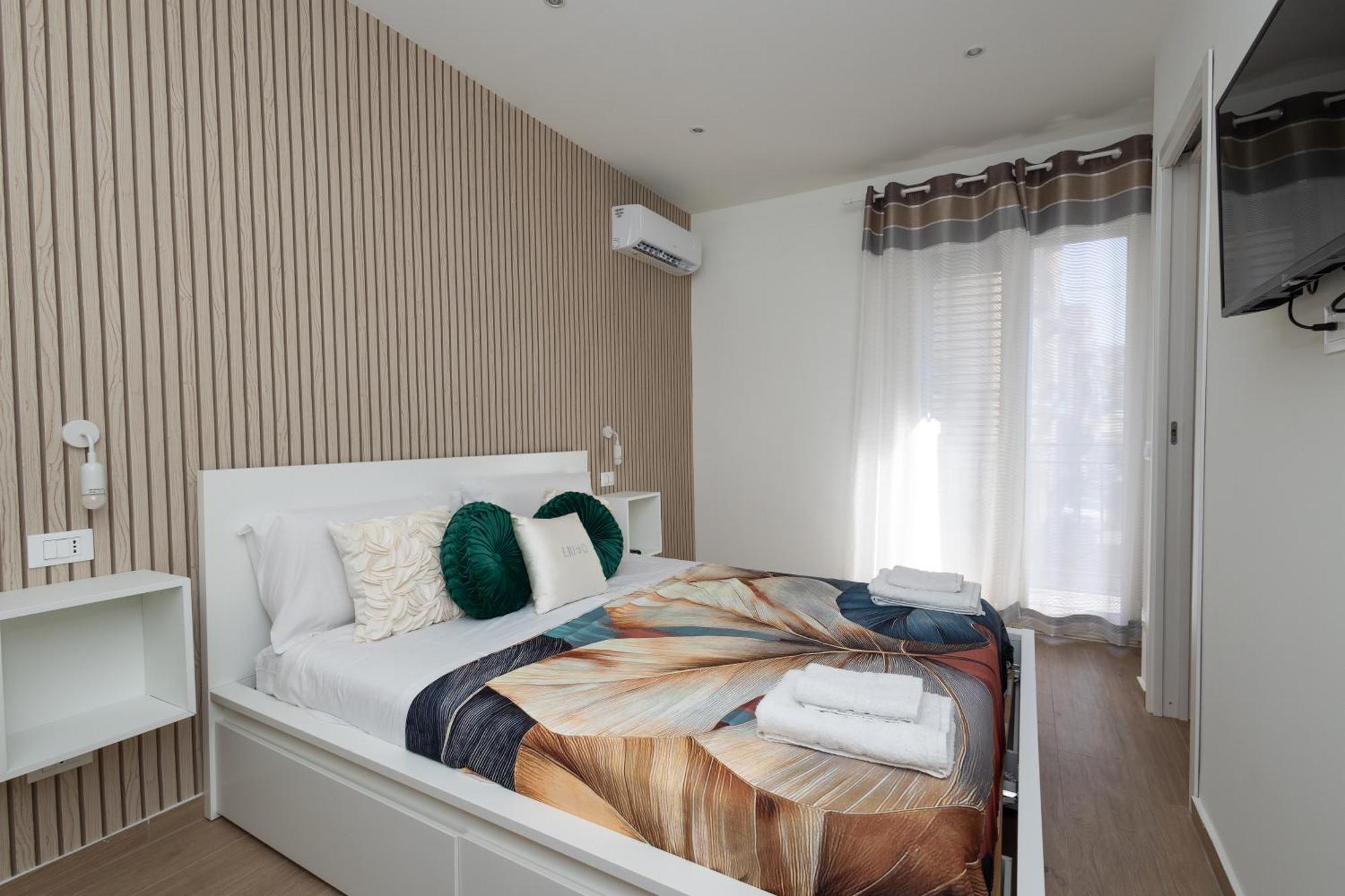 פלרמו Ludo Holiday House - Charming Con Patio A Due Passi Dalla Cattedrale מראה חיצוני תמונה