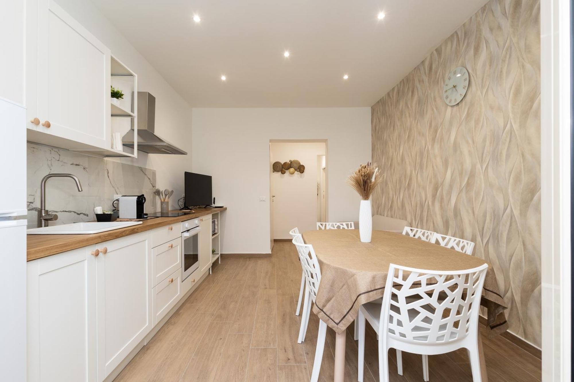 פלרמו Ludo Holiday House - Charming Con Patio A Due Passi Dalla Cattedrale מראה חיצוני תמונה