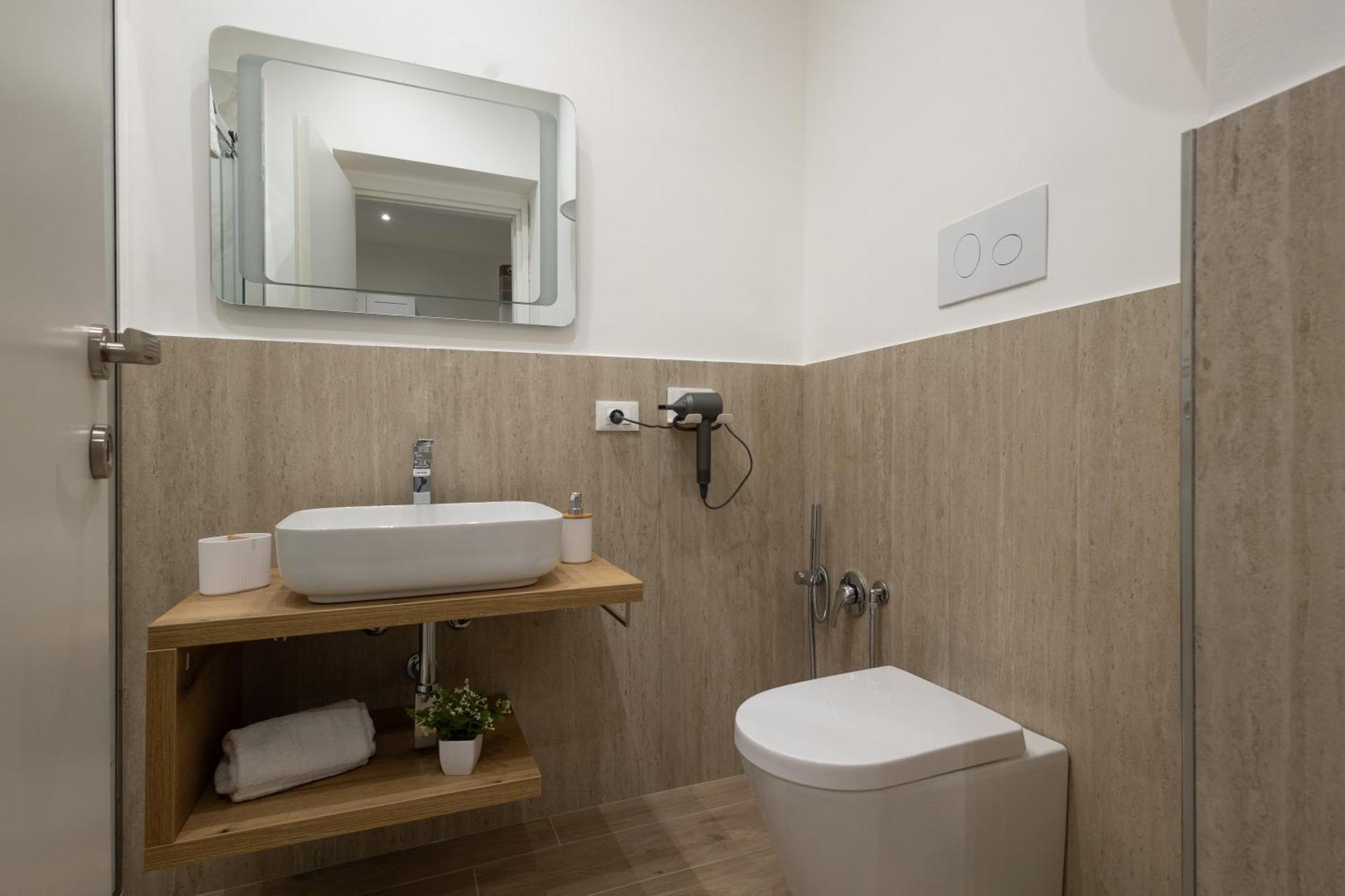 פלרמו Ludo Holiday House - Charming Con Patio A Due Passi Dalla Cattedrale מראה חיצוני תמונה