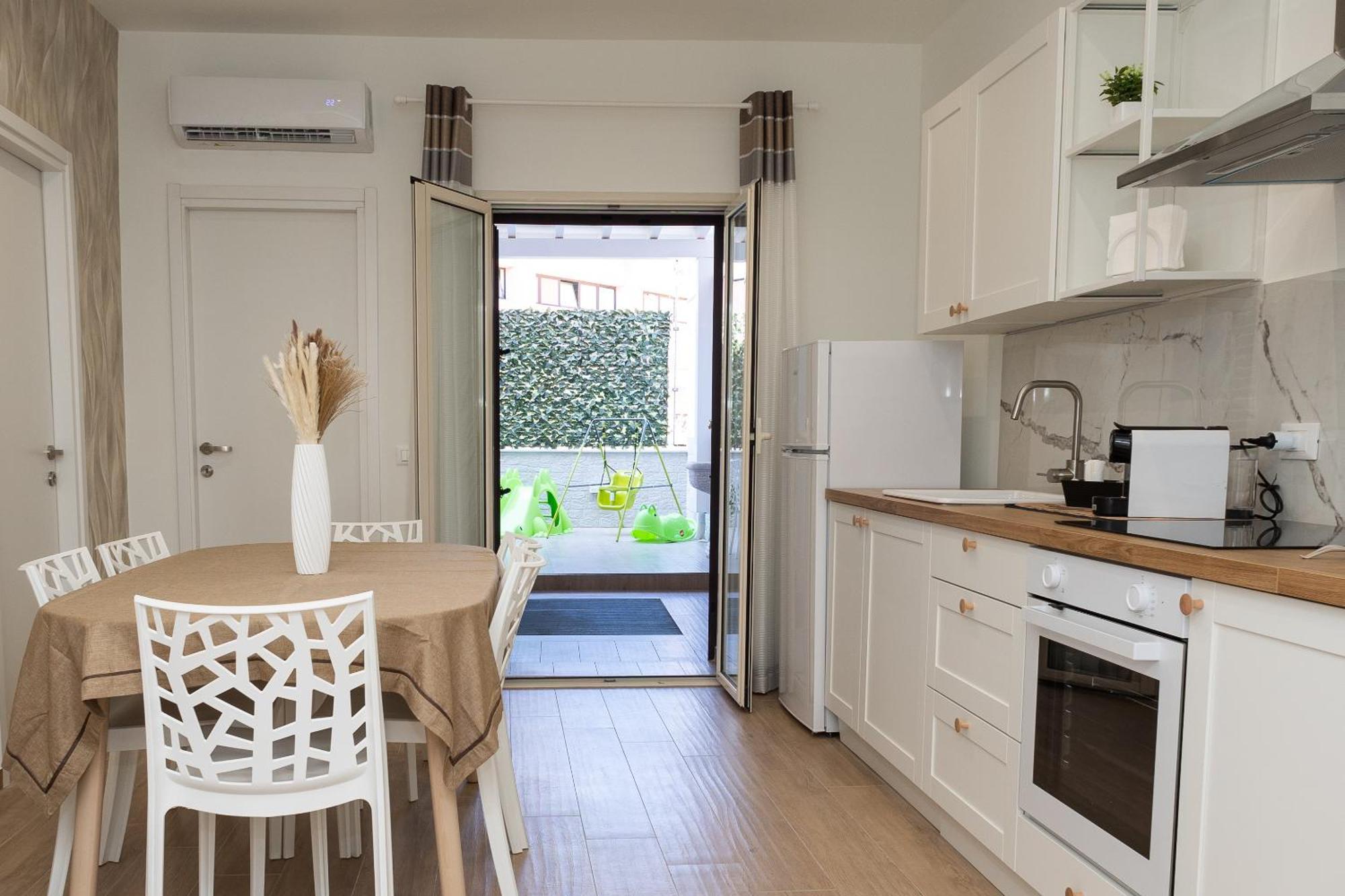 פלרמו Ludo Holiday House - Charming Con Patio A Due Passi Dalla Cattedrale מראה חיצוני תמונה