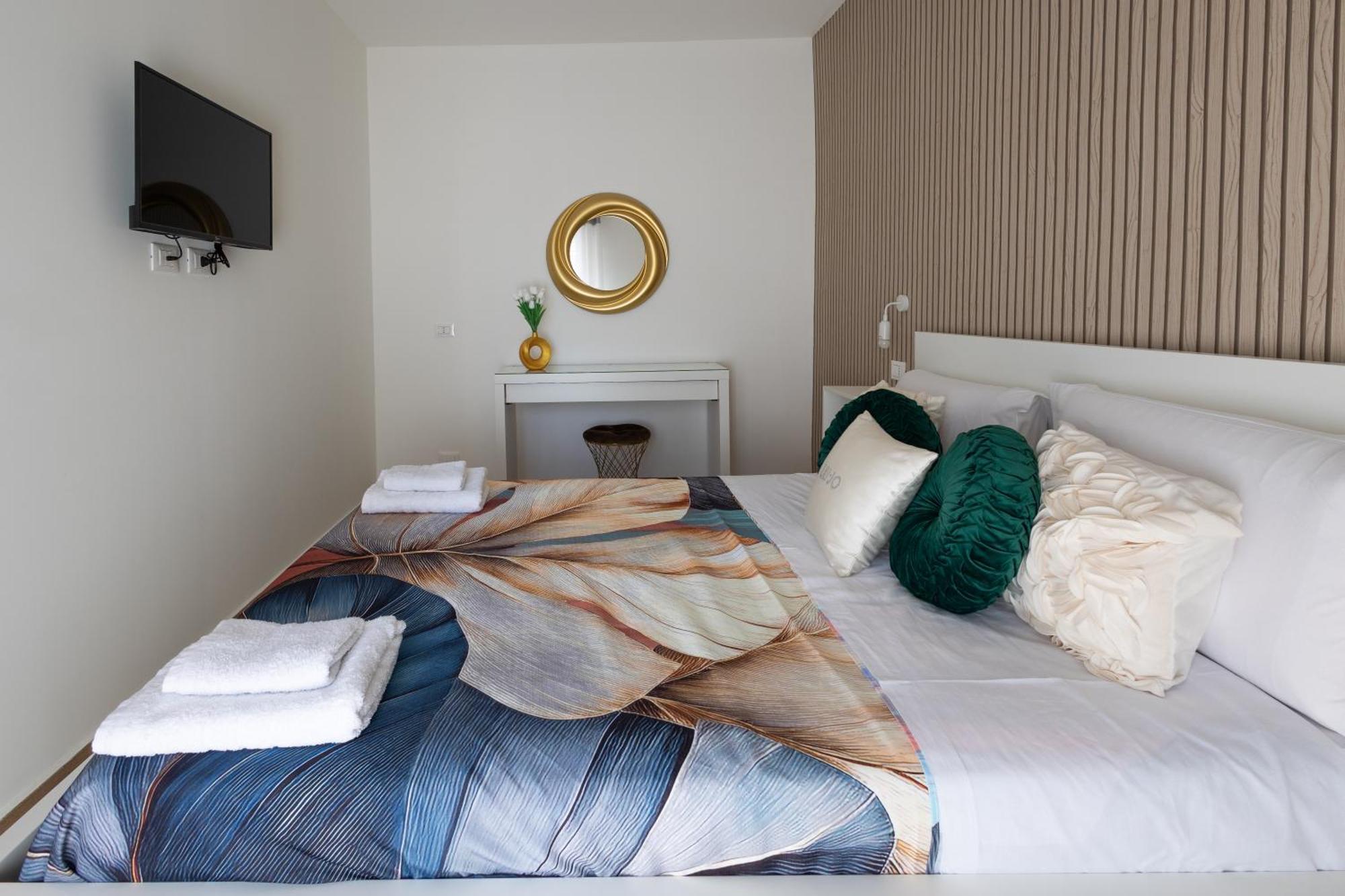 פלרמו Ludo Holiday House - Charming Con Patio A Due Passi Dalla Cattedrale מראה חיצוני תמונה